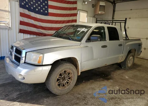 2006 Dodge Dakota Quad Slt z USA, uszkodzony, nr VIN 1D7HW48N66S643867